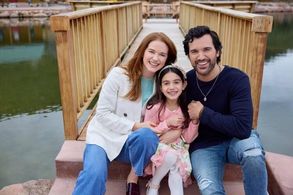 Sarah Drew, Cora Bella, & Juan Pablo Di Pace in Branching Out