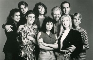 Jason Priestley, Shannen Doherty, Jennie Garth, Brian Austin Green, Ian Ziering, Gabrielle Carteris, James Eckhouse, Dou