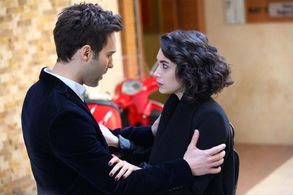 Seçkin Özdemir and Hande Dogandemir in Racon (2015)