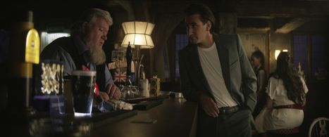 Ian McNeice and Ferdinand Kingsley in The Sandman (2022)