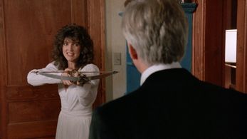 Madolyn Smith Osborne in The Caller (1987)