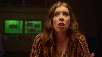 Ali Kinkade in Runaways (2017)