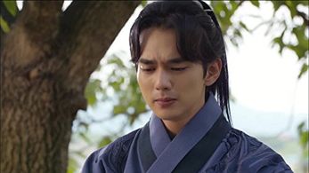 Yoo Seung-ho in The Emperor: Owner of the Mask (2017)
