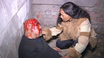 Dan, a nightclub bouncer who stands up to the gang, is savagely beaten for doing the right thing.