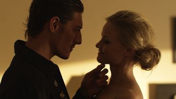 Eric Balfour and Lindsay Pulsipher in Do Not Disturb (2011)