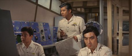 Akihiko Hirata, Ken'ichirô Maruyama, and Tadao Takashima in Son of Godzilla (1967)