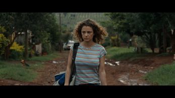 Dolores Fonzi in Paulina (2015)