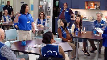 Danny Gura, Mark McKinney, Irene White, Kaliko Kauahi, and Nichole Sakura in Superstore: Sandra's Fight (2019)