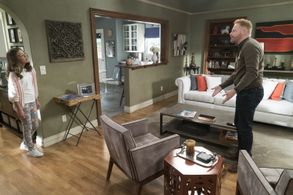 Jesse Tyler Ferguson and Aubrey Anderson-Emmons in Modern Family (2009)