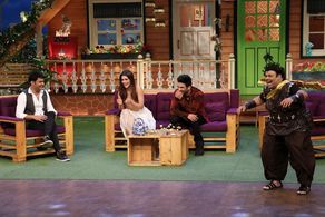 Kiku Sharda, Sushant Singh Rajput, Kriti Sanon, and Kapil Sharma in The Kapil Sharma Show (2016)