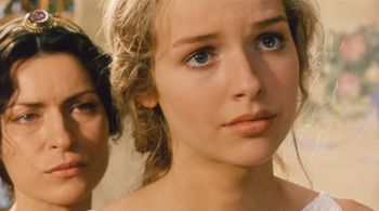 Magdalena Mielcarz and Danuta Stenka in Quo vadis (2001)
