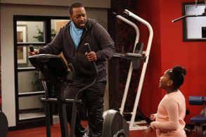 Kadeem Hardison and Trinitee in K.C. Undercover (2015)