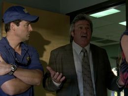 Kyle Chandler and Brad Leland in Friday Night Lights (2006)