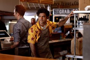 Jesse Posey in Intermedium