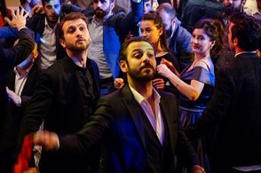 Irem Altug, Aras Bulut Iynemli, Erkan Kolçak Köstendil, and Ece Yasar in Çukur (2016)