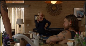 Ellen Barkin, Jake Weary, and Ben Robson in Animal Kingdom (2016)