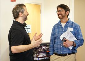 Ray Romano and Judd Apatow in The Big Sick (2017)