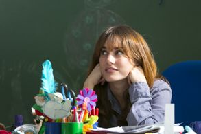 Silvia Alonso in Growing Up (2018)