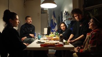 Barbara Ulrich, Bleu Bergeron-Poulin, Jonathan Beaulieu Cyr, Fanny Forest, and Renaud Lessard in Bleu Cinéma (2018)