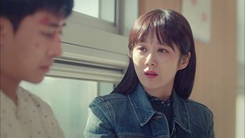 Jang Na-ra and Ho Joon Son in Go Back Couple (2017)