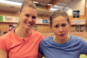 Carina Berg and Emma Green in Ett jobb för Berg (2015)