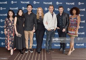 Rufus Sewell, Joel de la Fuente, Jason O'Mara, Chelah Horsdal, and Mayumi Yoshida