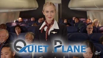 Emily Blunt and Bobo Chang in Jimmy Kimmel Live! (2003)