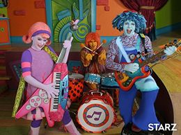 Lisa Lennox, Chad McNamara, and Jonny Wexler in The Doodlebops (2004)