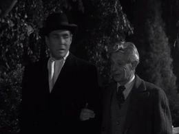 Cyril Delevanti and Robert Newton in Alfred Hitchcock Presents (1955)