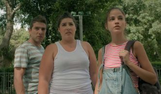 Moshe Ashkenazi, Shani Klein, and Bat-Chen Sabag in Dumb (2016)