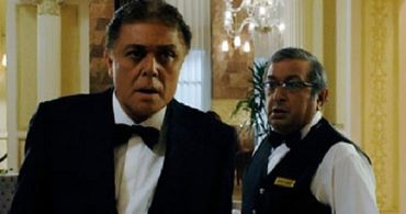 Mahmoud Abdel Aziz and Nour El-Sherif in The Baby Doll Night (2008)