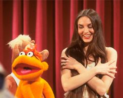Crystal Gayle in The Muppet Show (1976)