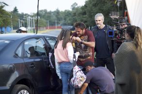 On Set - Se Busca Papá (Dad Wanted)