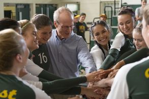 William Hurt, Erin Moriarty, Lillian Doucet-Roche, and Rebecca Merasty in The Miracle Season (2018)