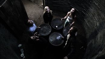 Linden Ashby, Lori Heuring, Joe Egender, Julian Rojas, and Lea Kohl in Hunger (2009)