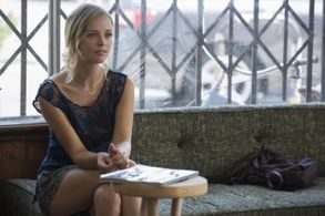 Ruth Kearney in Flaked (2016)