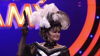 Jitka Cvancarová in Tvoje tvár má známý hlas: Episode #7.1 (2020)