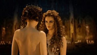 Anna Kovalchuk and Tanya Yu in Master i Margarita (2005)