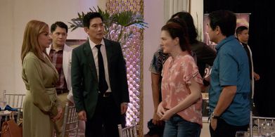 Carmina Villaroel, Pinky Amador, Chuckie Dreyfus, and Richard Yap in Abot-kamay na pangarap (2022)