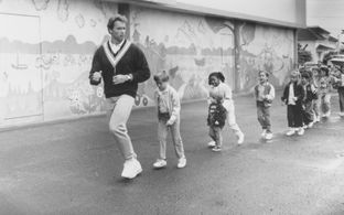 Arnold Schwarzenegger, Robert Cave, Joseph Cousins, Ben Diskin, Miko Hughes, Sarah Rose Karr, Ben McCreary, Justin Page,