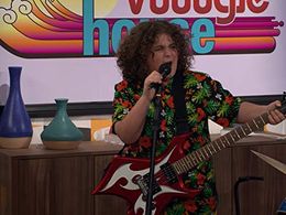 Elie Samouhi in Bizaardvark (2016)