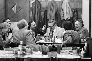 Sandy Baron, Jackie Gayle, Morty Gunty, Will Jordan, Corbett Monica, and Jack Rollins in Broadway Danny Rose (1984)