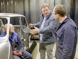 Mike Brewer in Mike Brewer's World of Cars (2020)