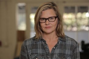 Laura Gabbert in City of Gold (2015)