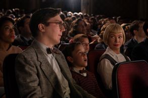 Paul Dano, Michelle Williams, and Mateo Zoryan in The Fabelmans (2022)