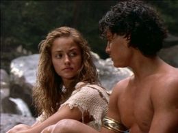 Jeremy Angerson and Marzena Godecki in Ocean Girl (1994)