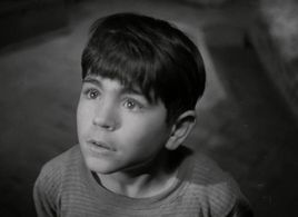 Vittorio Manunta in Stranger on the Prowl (1952)