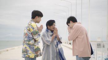 Kome Kongkiat Komesiri, Pawat Chittsawangdee, and Korapat Kirdpan in Bad Buddy (2021)