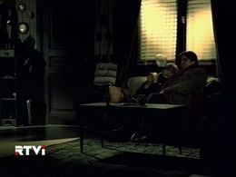 Silvia Kutika and Carlos Portaluppi in Vidas robadas (2008)