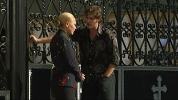 Sergey Strelnikov and Inna Miroshnichenko in Angel-khranitel (2007)